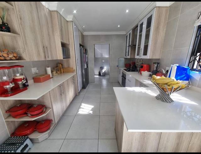 3 BEDROOM CLUSTER FOR SALE IN NEW REDRUTH